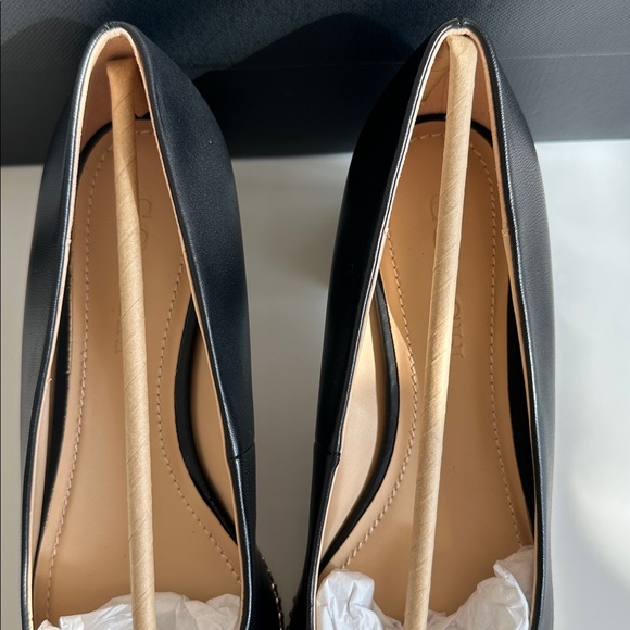 Coach Black Leather Pointed Low Heel Pump with Gold Bead Trim US Size 8B - Picture 4 of 16